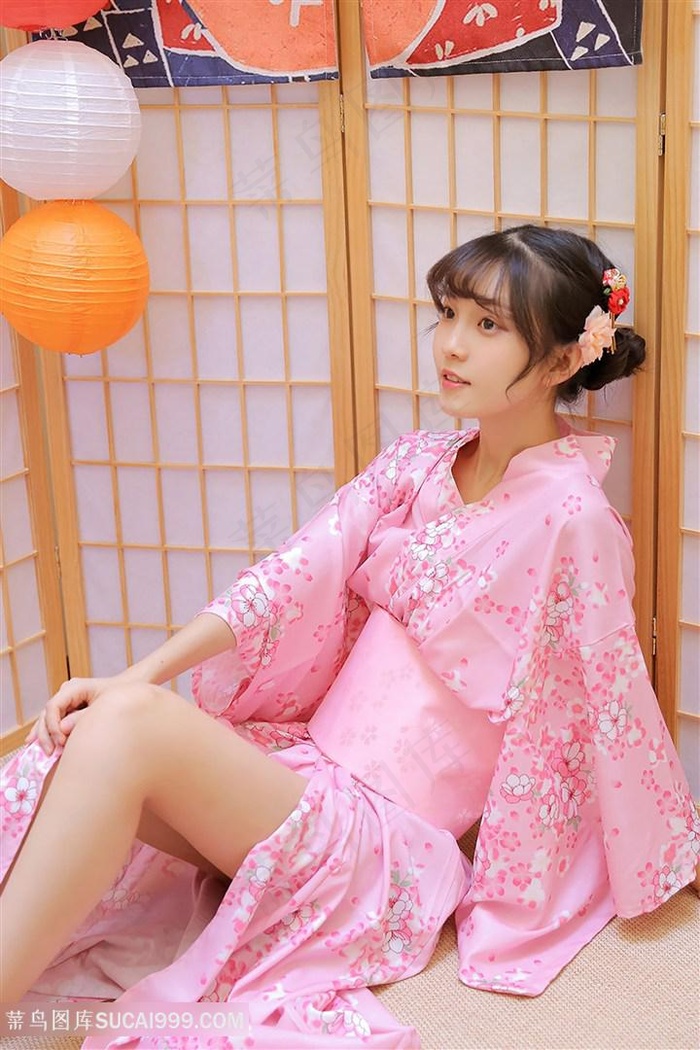 《年轻的女教师在线观看