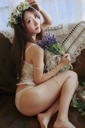 《女员工的滋味》在线观看